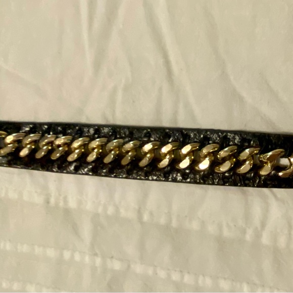 Fabulous Black Chain Link wrist Cuff - Picture 11 of 12